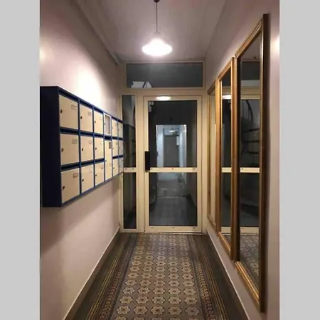 New Flat-champs-elysees-arc Triomphe-maillot-foch דירה